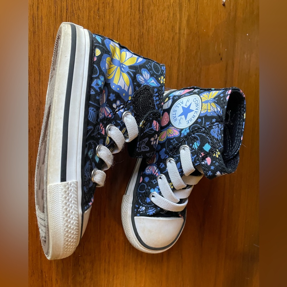 EUC converts toddler butterfly shoes size 5